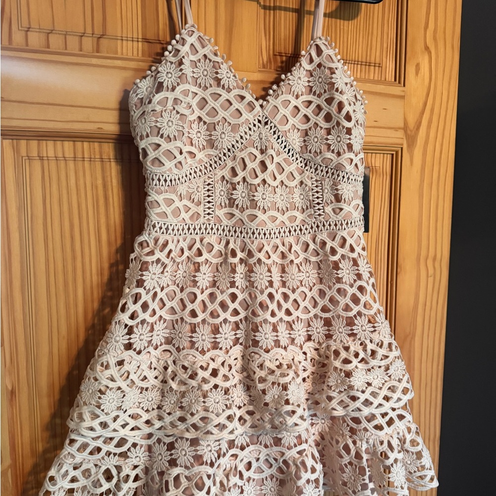 Cream Lace Sleeveless Dress